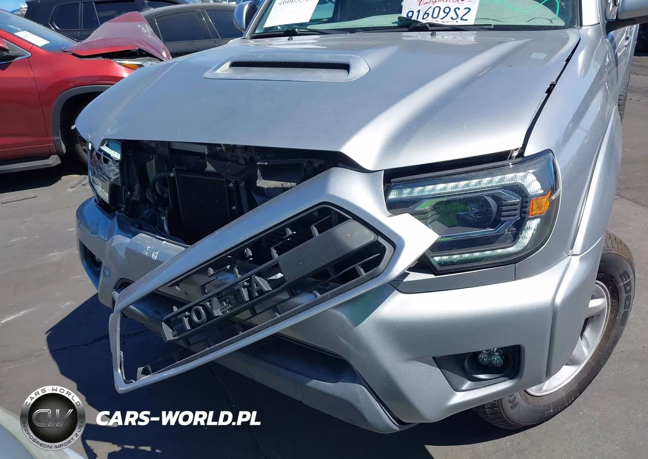 2014 Toyota Tacoma Base V6 VIN:3TMLU4EN8EM163366 - 13