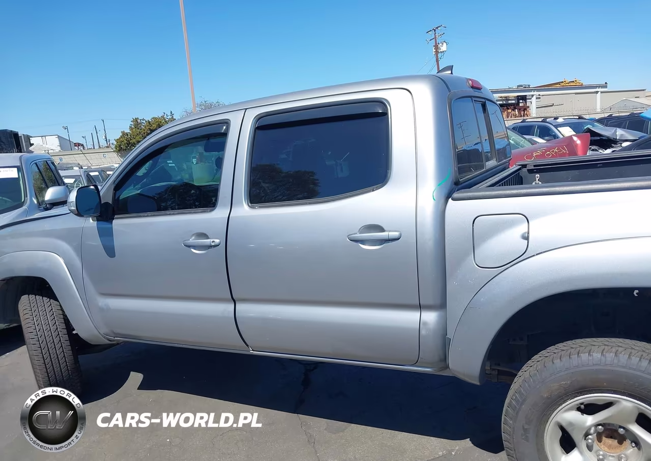 2014 Toyota Tacoma Base V6 VIN:3TMLU4EN8EM163366 - 15