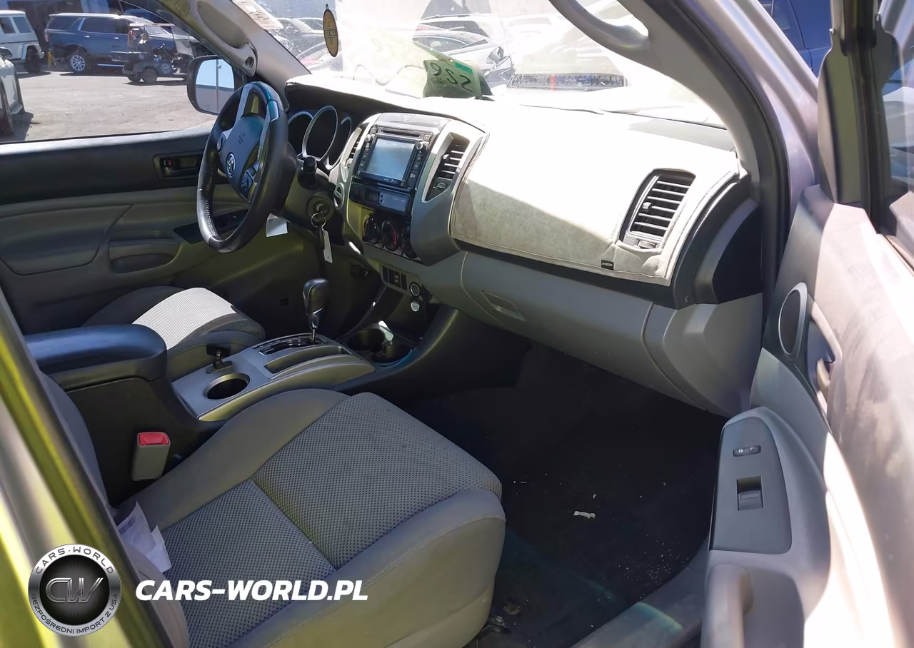 2014 Toyota Tacoma Base V6 VIN:3TMLU4EN8EM163366 - 5