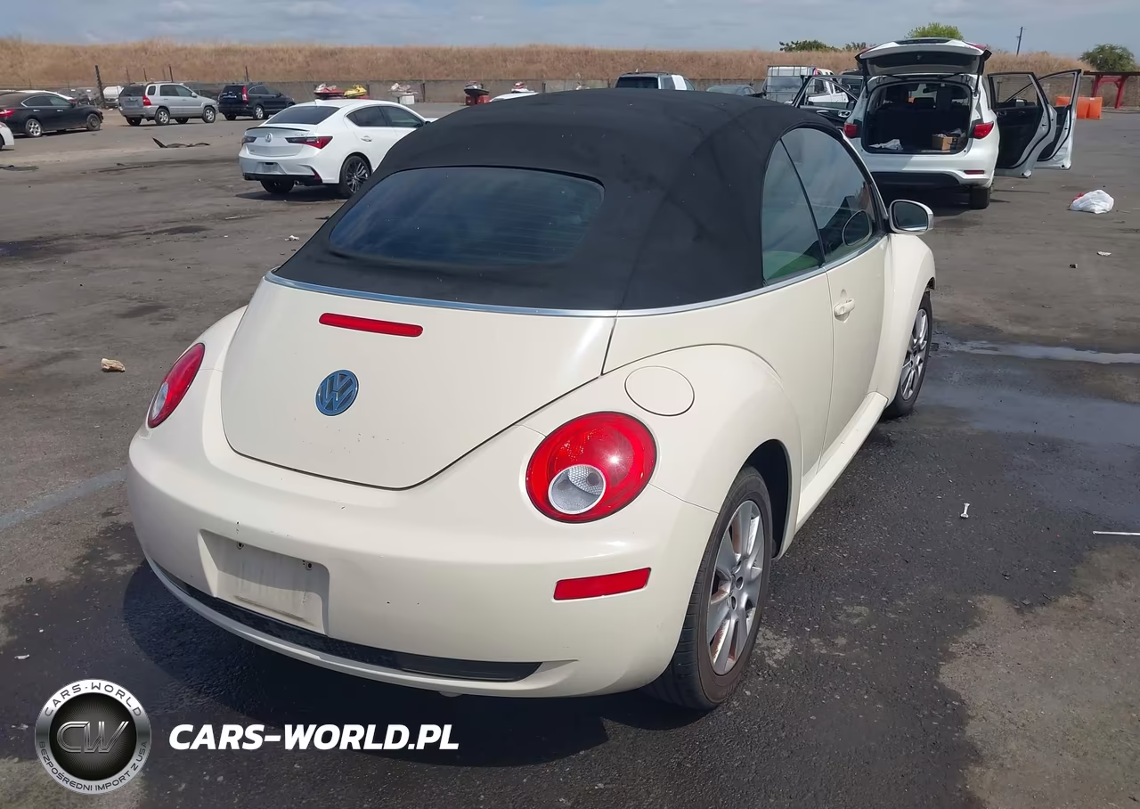 2010 Volkswagen New Beetle 2.5L VIN:3VWRW3AL2AM010153 - 4