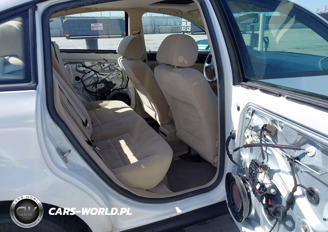 1999 Volkswagen Passat Gls VIN:WVWMA63B7XE352049 - 8