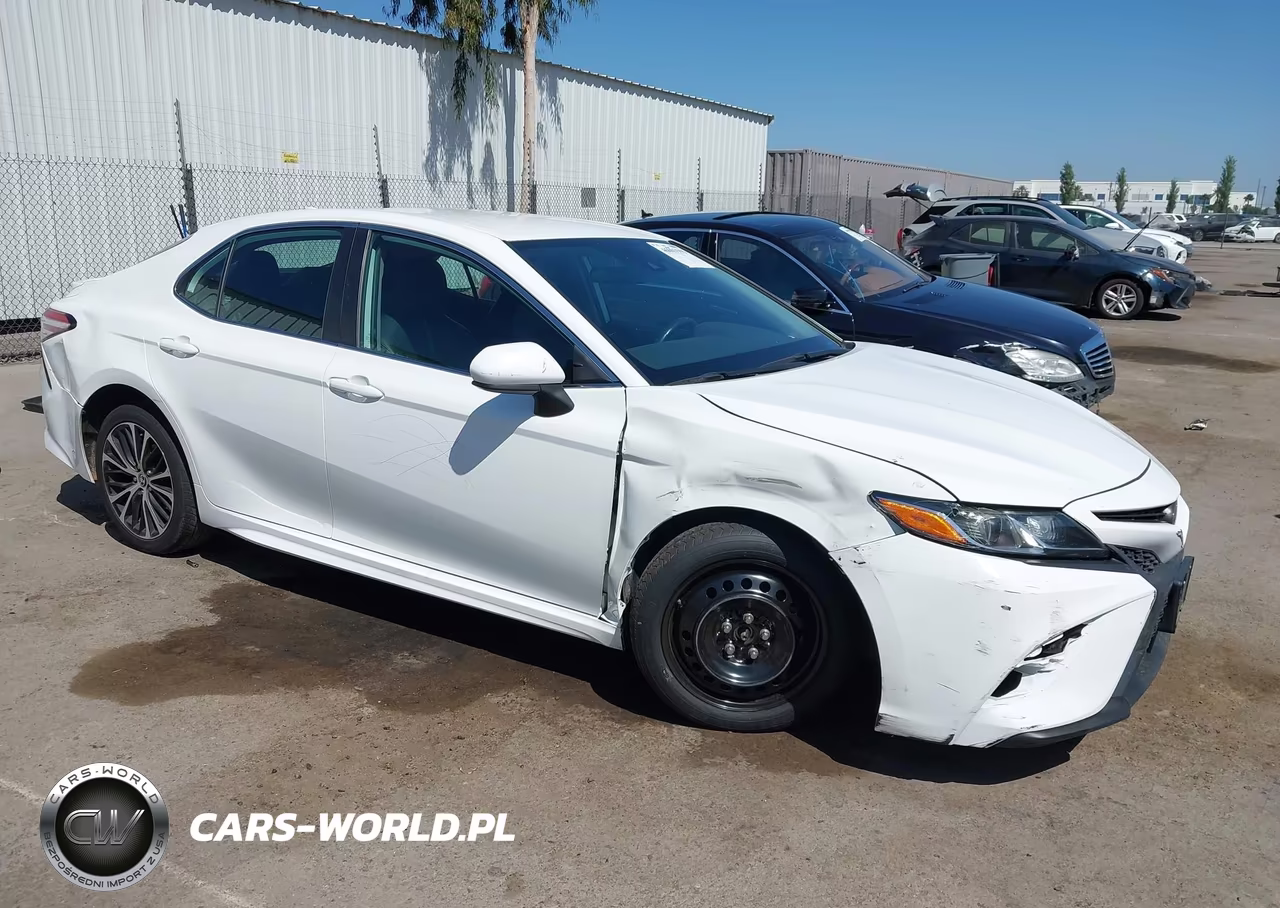 2020 Toyota Camry Se