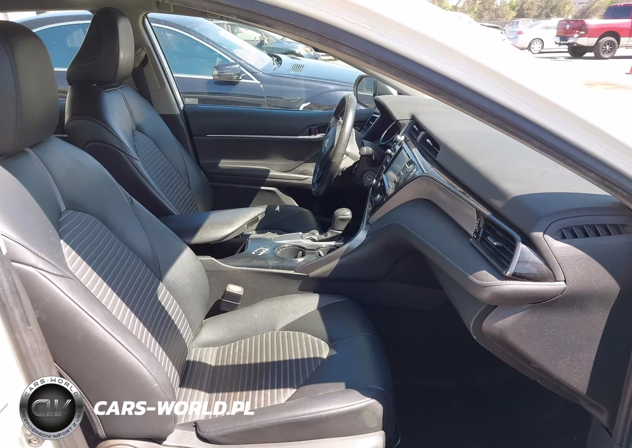 2020 Toyota Camry Se VIN:4T1G11AK9LU363312 - 5