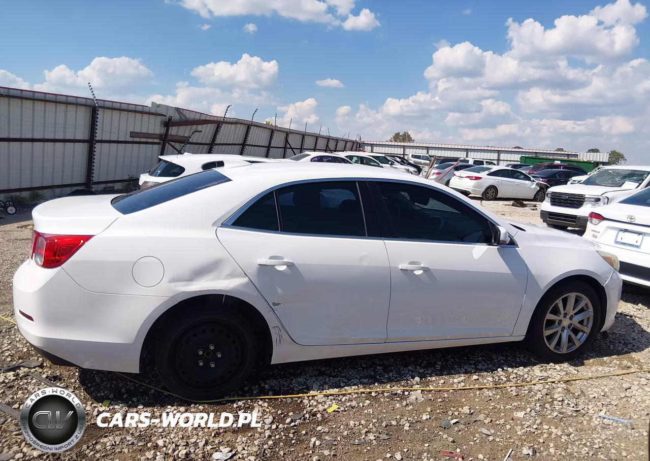 2015 Chevrolet Malibu 2Lt VIN:1G11D5SL8FF201883 - 13