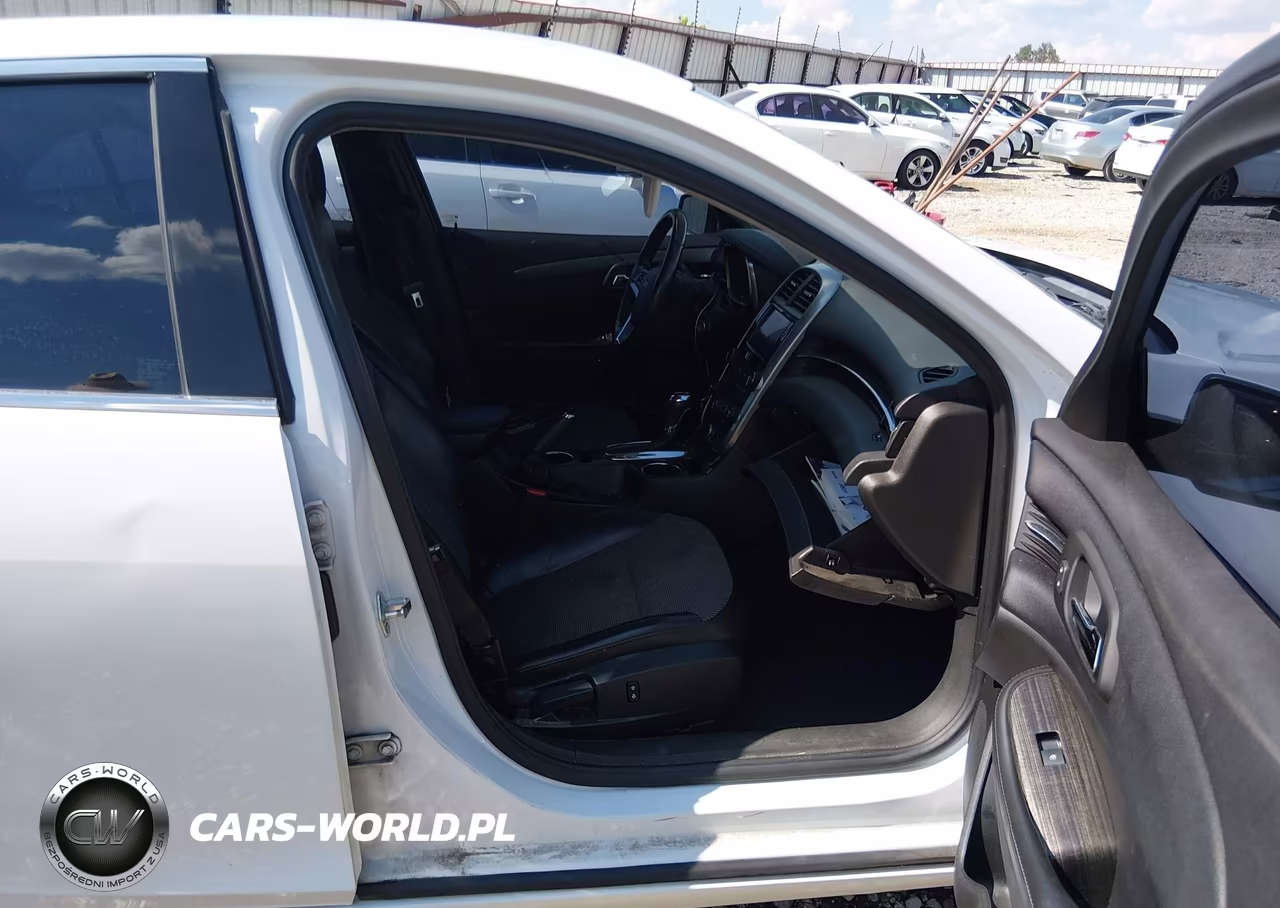 2015 Chevrolet Malibu 2Lt VIN:1G11D5SL8FF201883 - 5