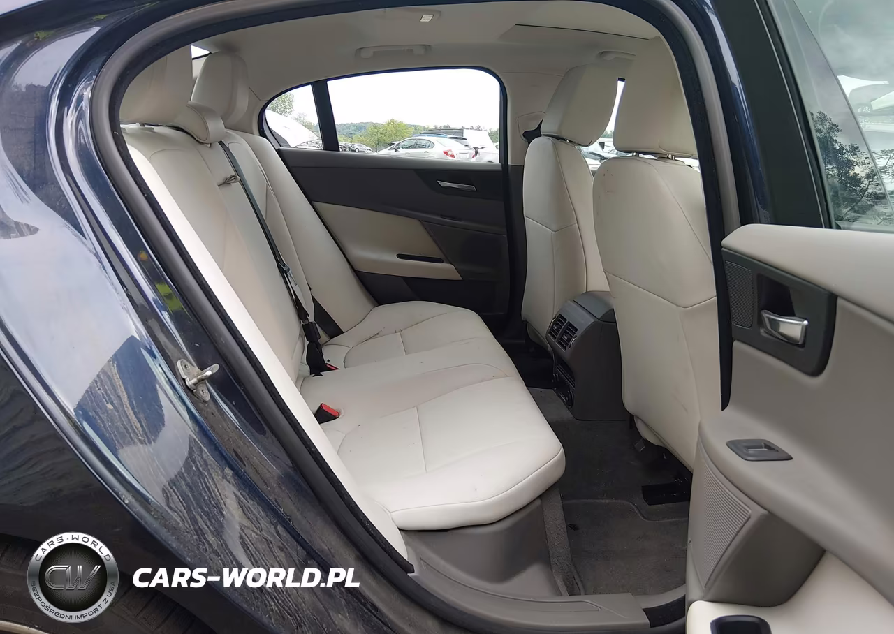 2017 Jaguar Xe 25T Premium VIN:SAJAD4BG8HA947434 - 8