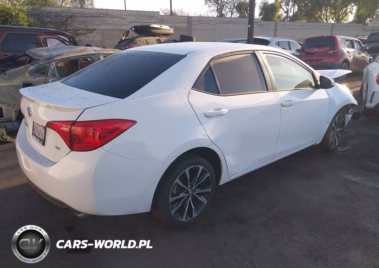 2018 Toyota Corolla Se VIN:5YFBURHE9JP747010 - 4