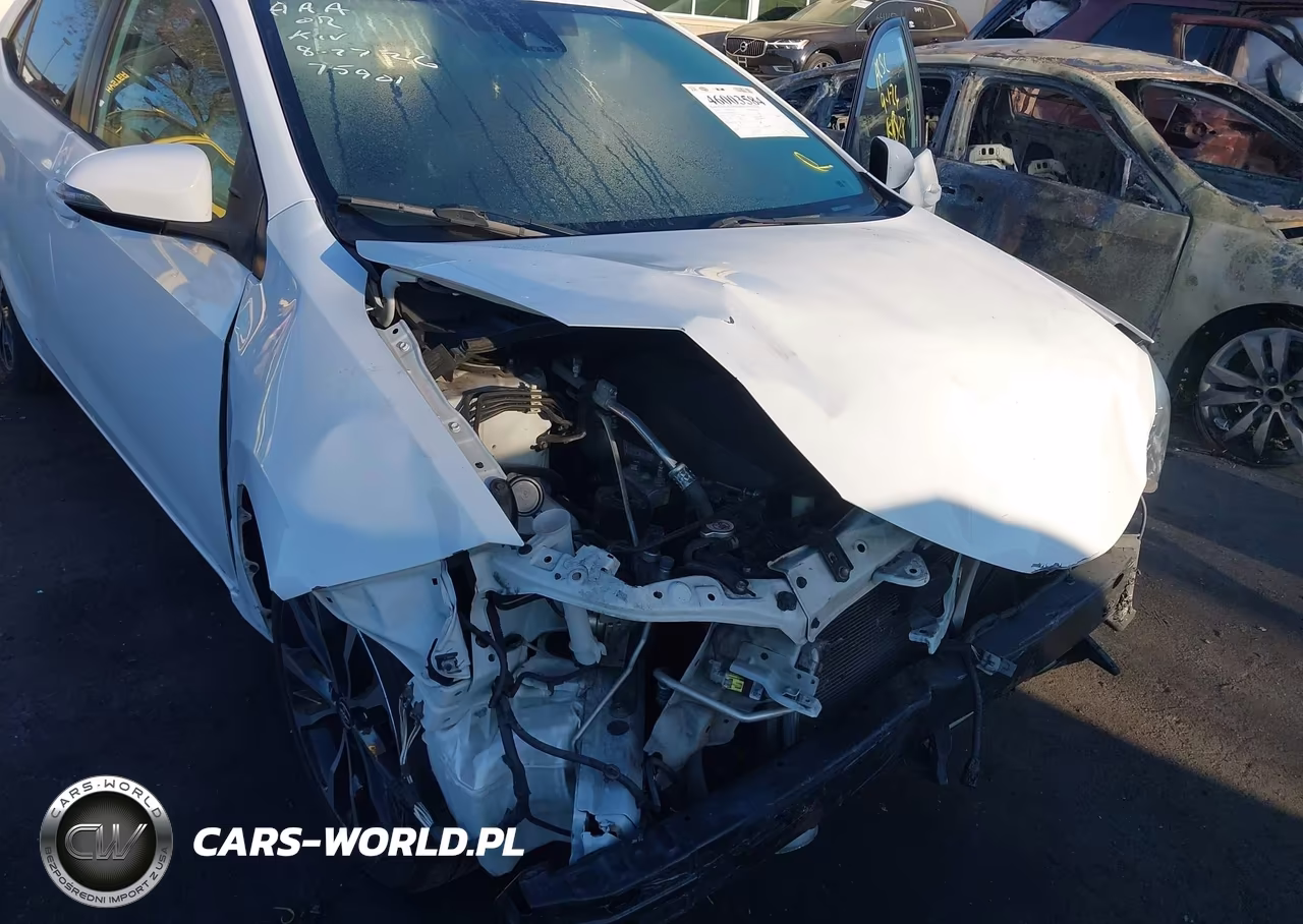 2018 Toyota Corolla Se VIN:5YFBURHE9JP747010 - 6