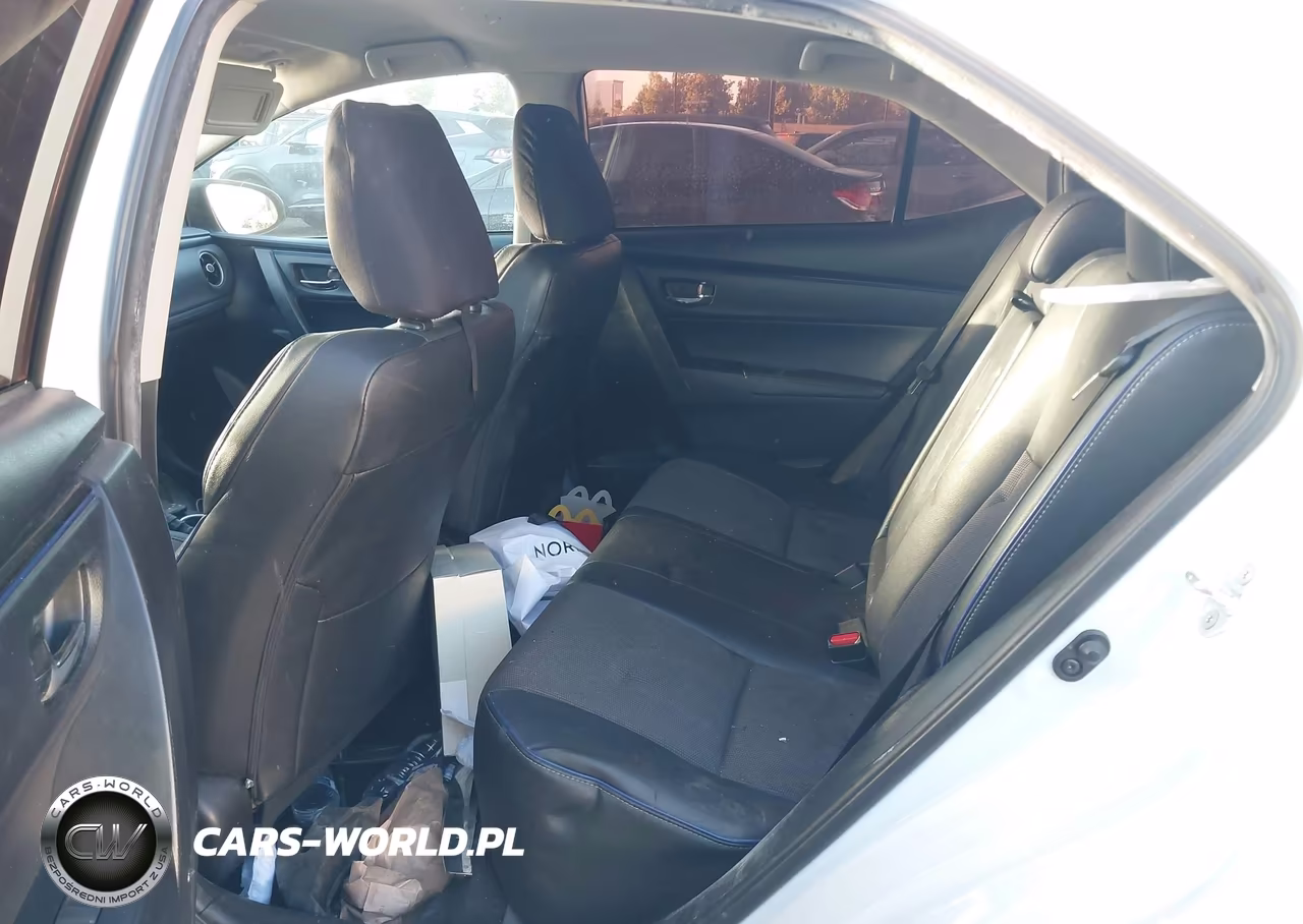 2018 Toyota Corolla Se VIN:5YFBURHE9JP747010 - 8