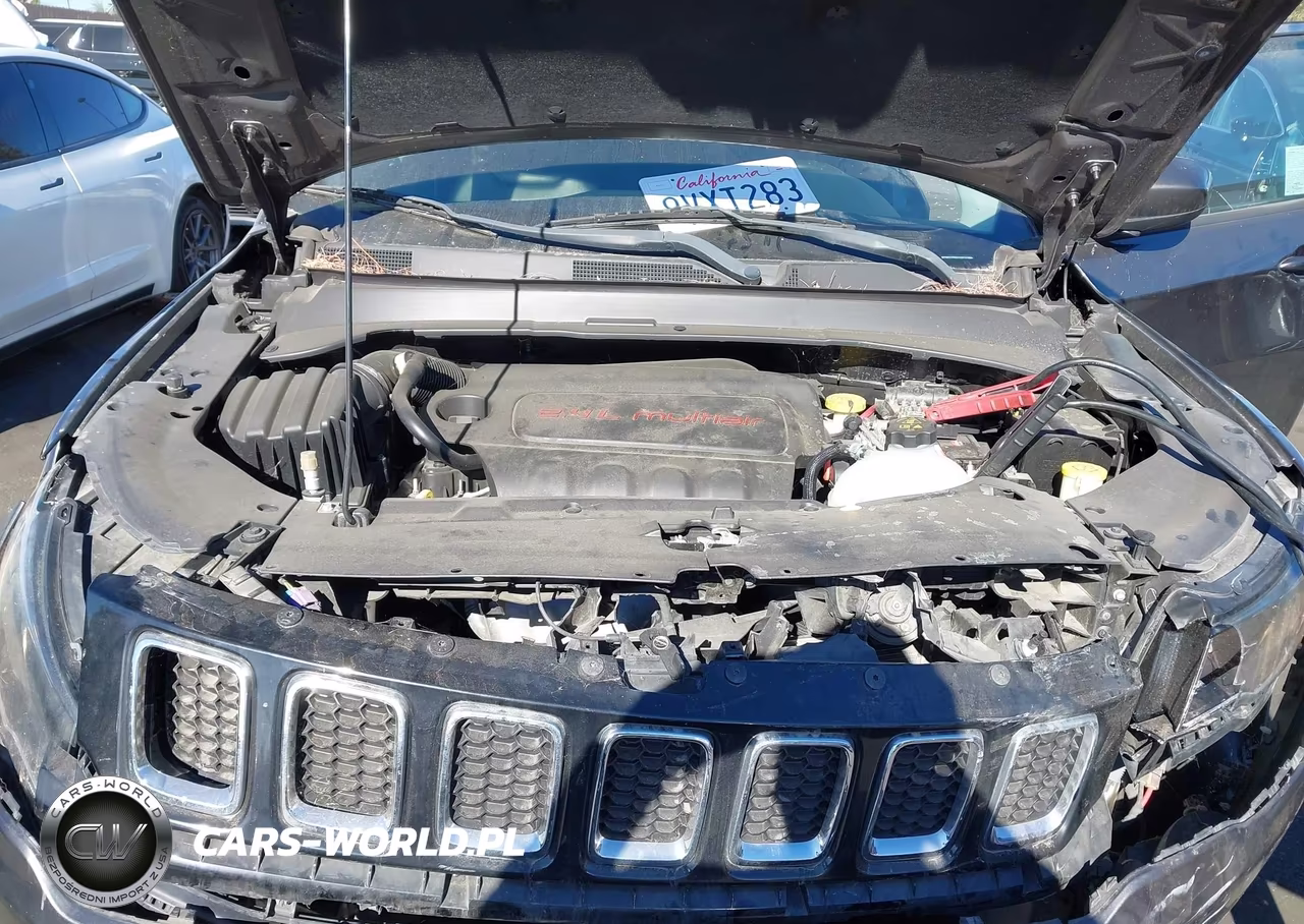 2018 Jeep Compass Latitude VIN:3C4NJCBB4JT411635 - 10