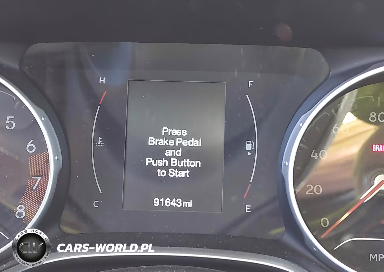 2018 Jeep Compass Latitude VIN:3C4NJCBB4JT411635 - 15