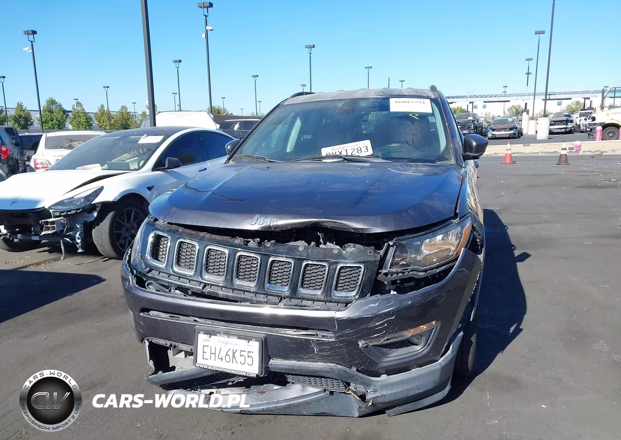 2018 Jeep Compass Latitude VIN:3C4NJCBB4JT411635 - 6