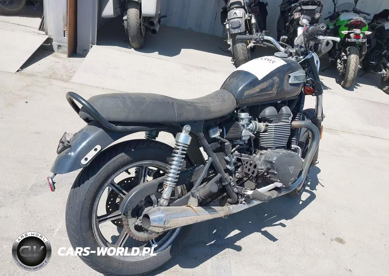 2014 Triumph Motorcycle Bonneville VIN:SMT900K16ET647930 - 4