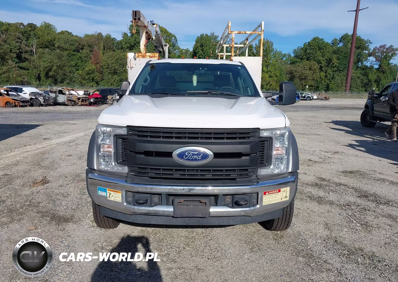 2019 Ford F-550 Chassis Xl VIN:1FDUF5GY5KEE59566 - 15