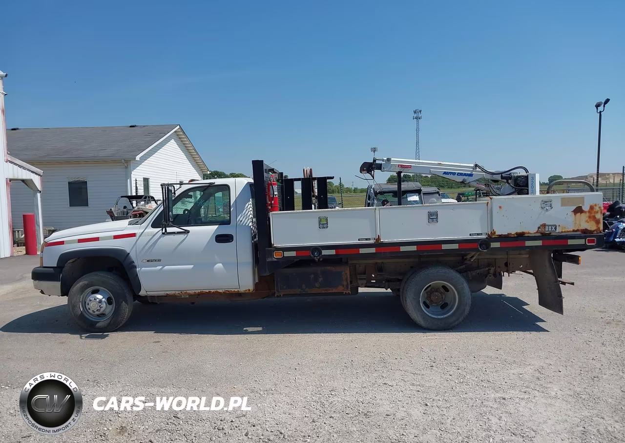 2005 Chevrolet Silverado 3500 Chassis Work Truck VIN:1GBJC34G35E239870 - 14