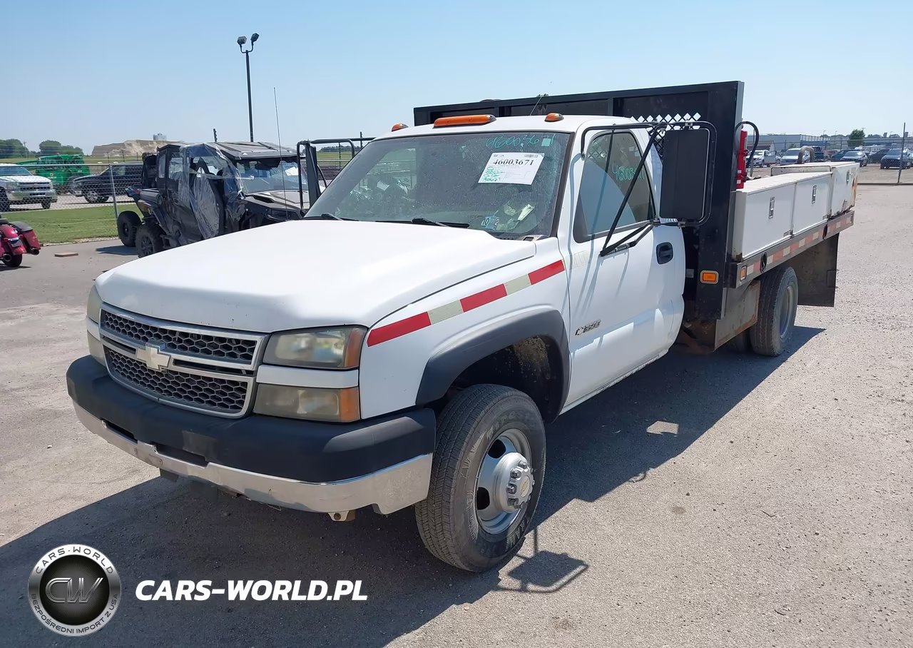 2005 Chevrolet Silverado 3500 Chassis Work Truck VIN:1GBJC34G35E239870 - 2