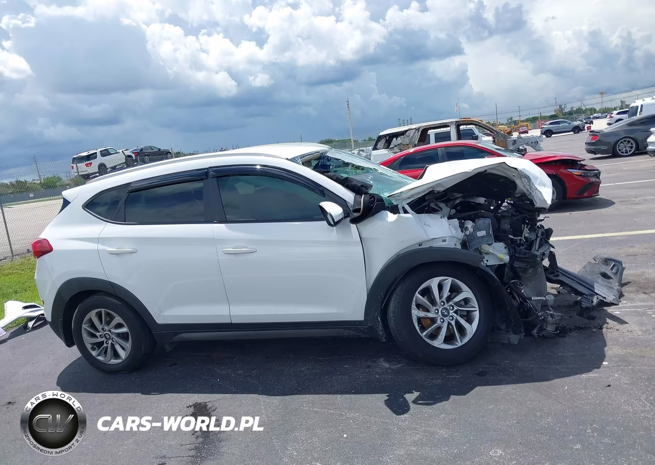 2016 Hyundai Tucson Se VIN:KM8J33A47GU125218 - 14