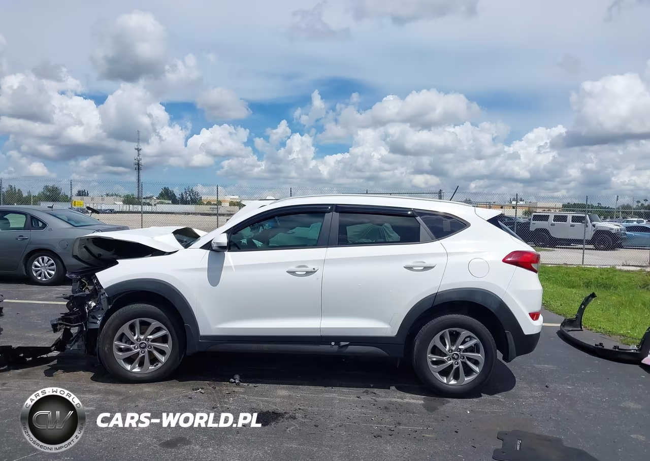 2016 Hyundai Tucson Se VIN:KM8J33A47GU125218 - 15