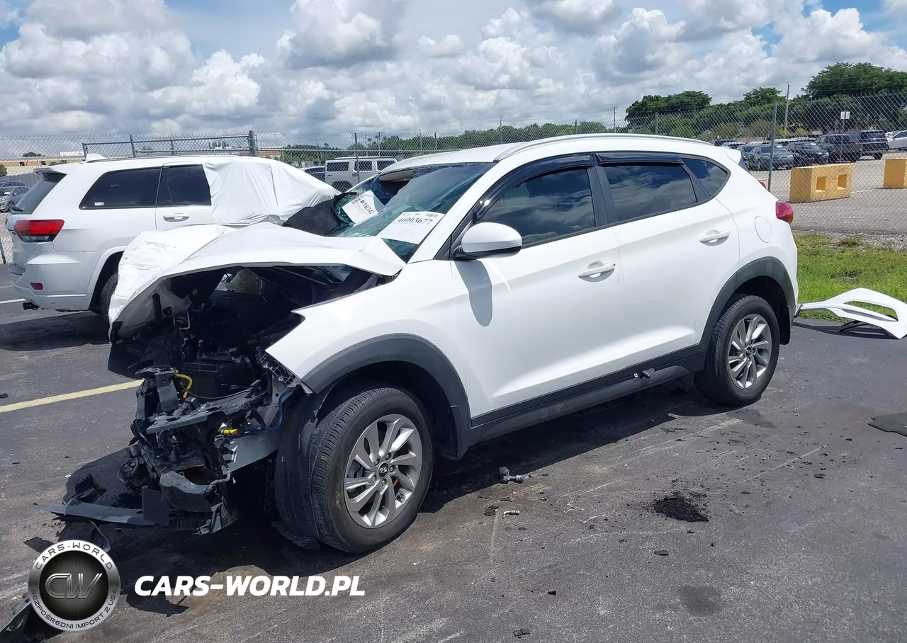 2016 Hyundai Tucson Se VIN:KM8J33A47GU125218 - 2