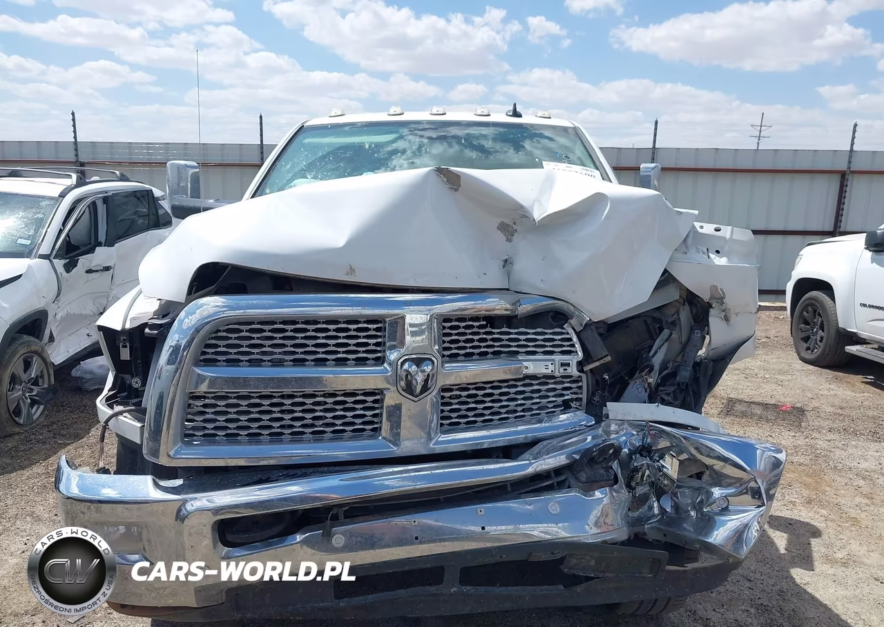2018 Ram 2500 Laramie 4X4 6'4 Box VIN:3C6UR5NJ9JG145371 - 12