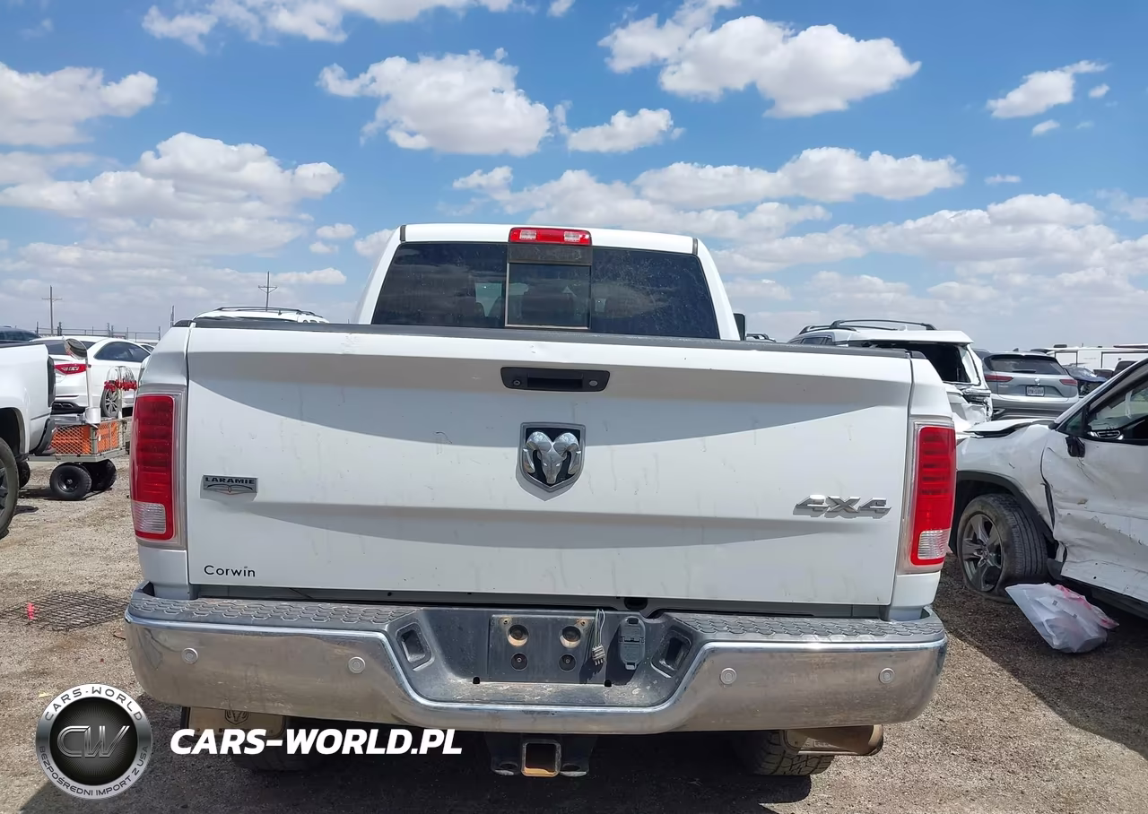 2018 Ram 2500 Laramie 4X4 6'4 Box VIN:3C6UR5NJ9JG145371 - 16
