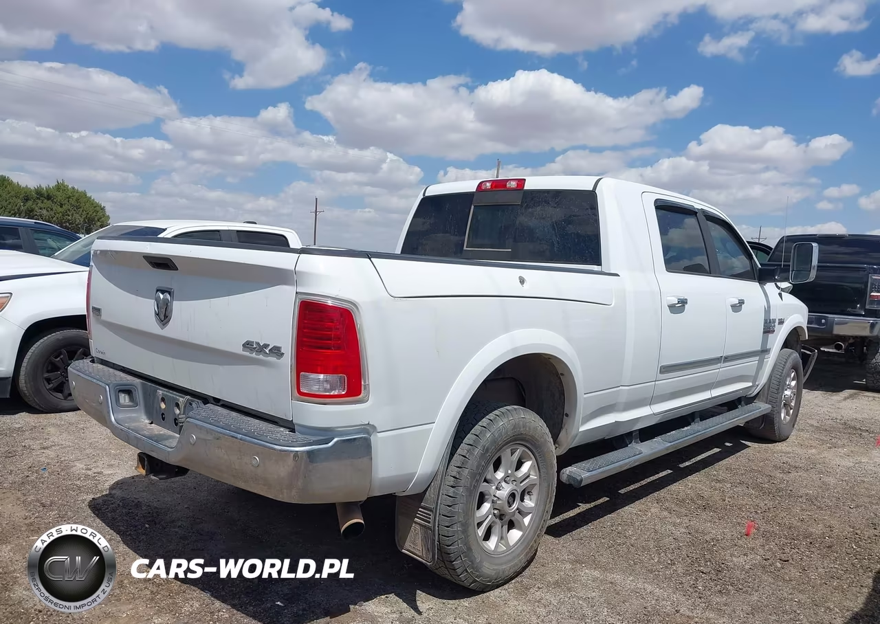 2018 Ram 2500 Laramie 4X4 6'4 Box VIN:3C6UR5NJ9JG145371 - 4