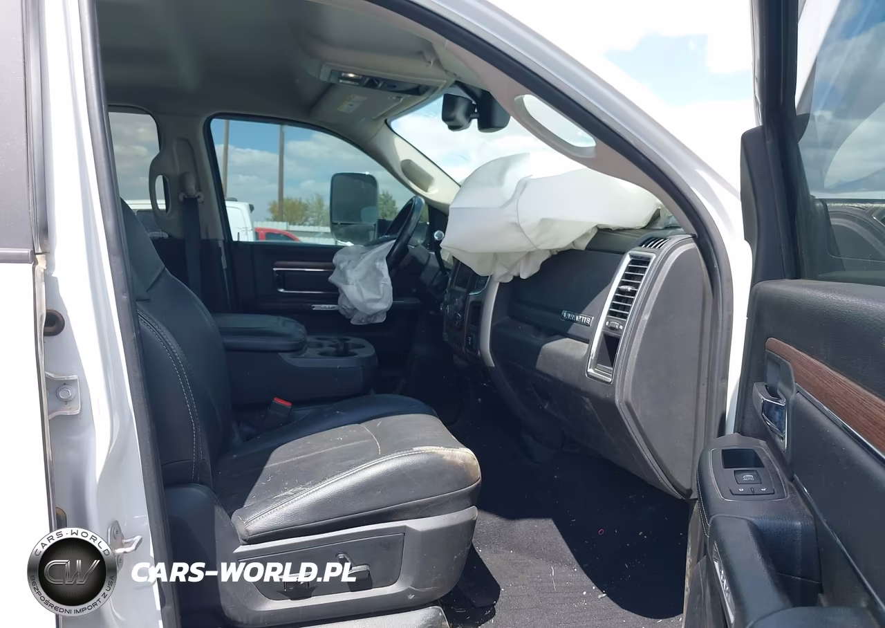2018 Ram 2500 Laramie 4X4 6'4 Box VIN:3C6UR5NJ9JG145371 - 5