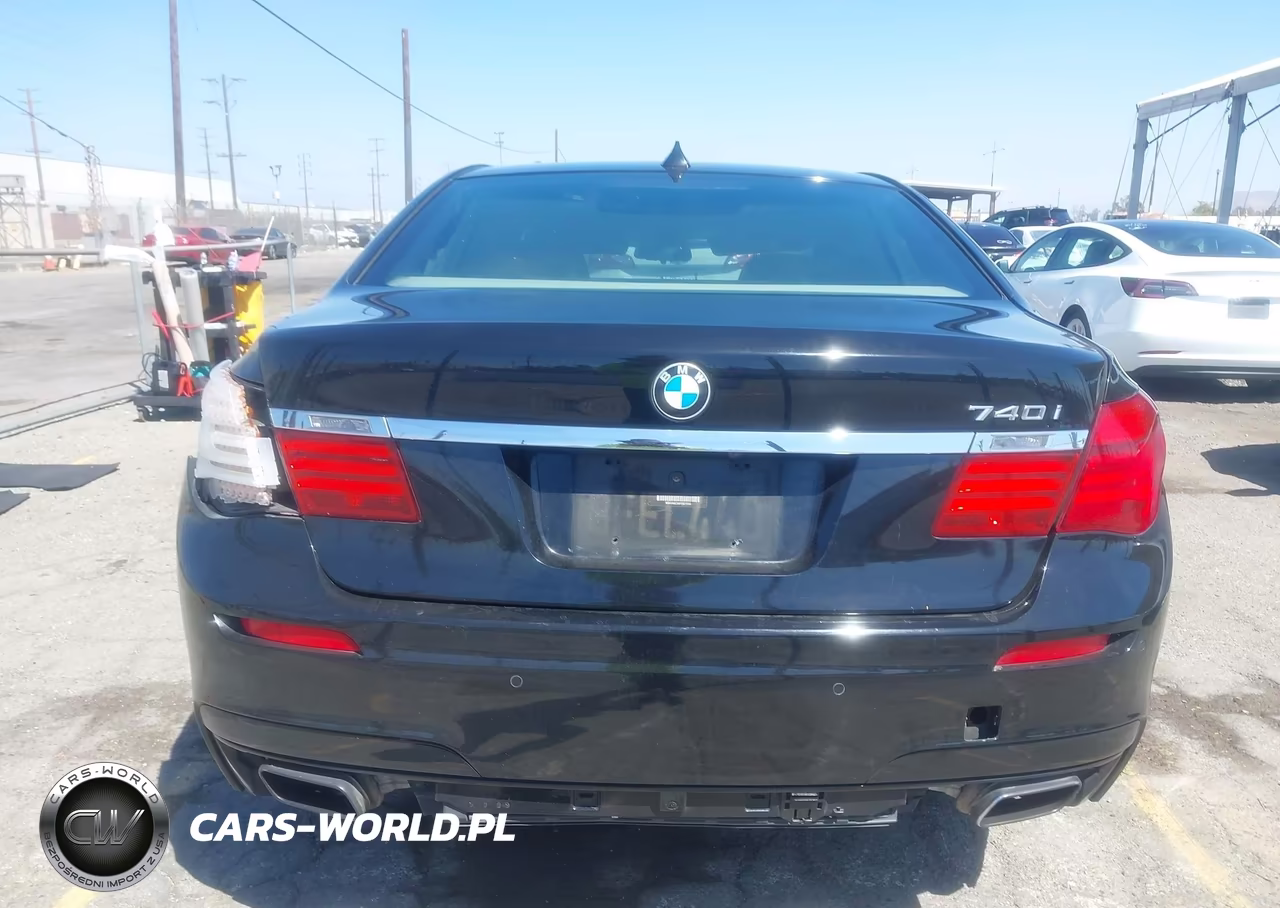 2015 BMW 740I VIN:WBAYA6C56FD827056 - 15