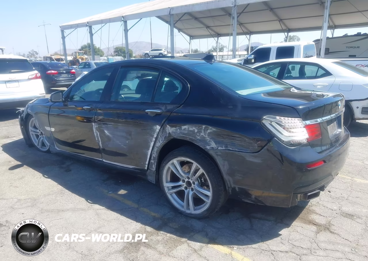 2015 BMW 740I VIN:WBAYA6C56FD827056 - 3