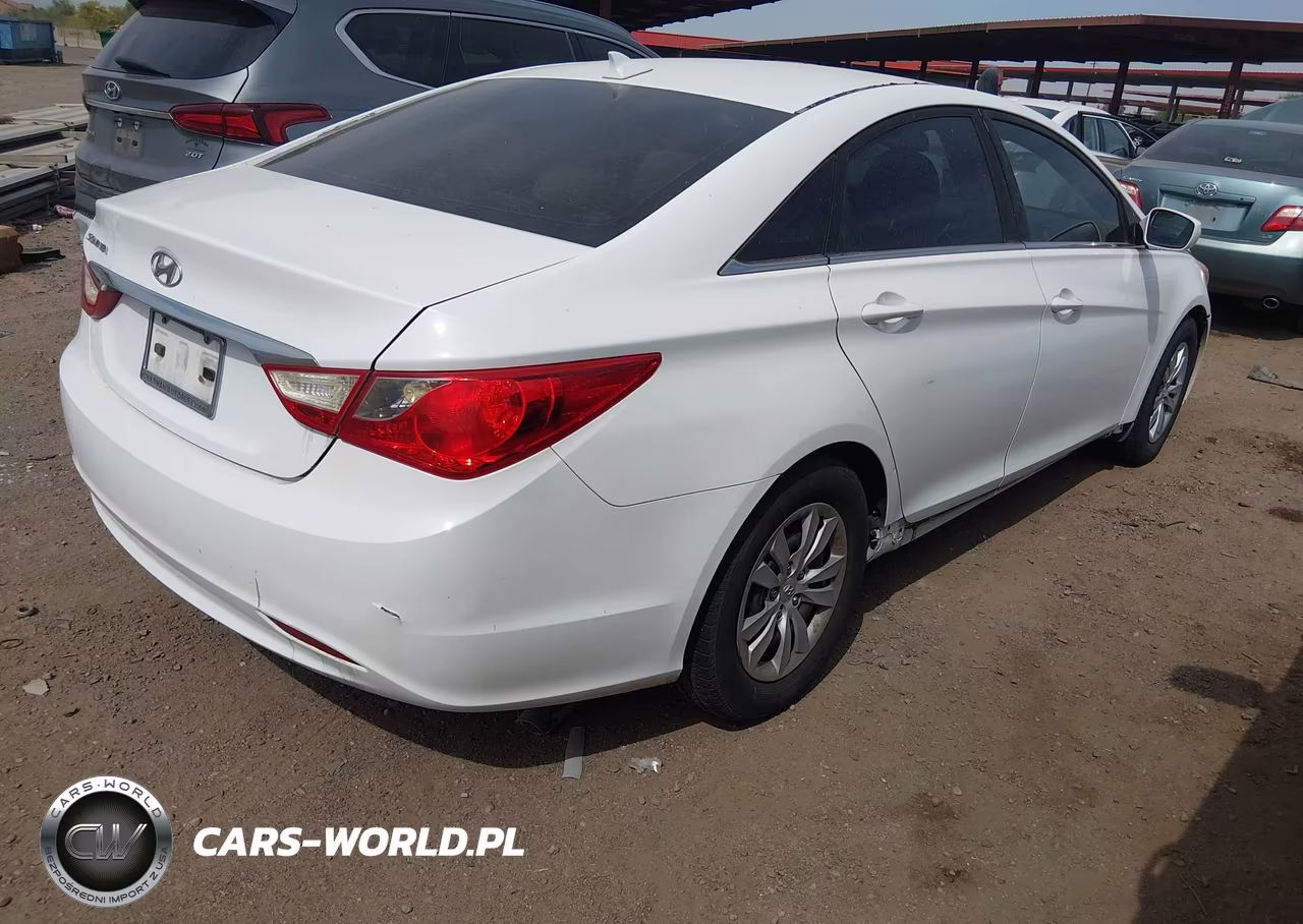 2013 Hyundai Sonata Gls VIN:5NPEB4AC9DH539807 - 4