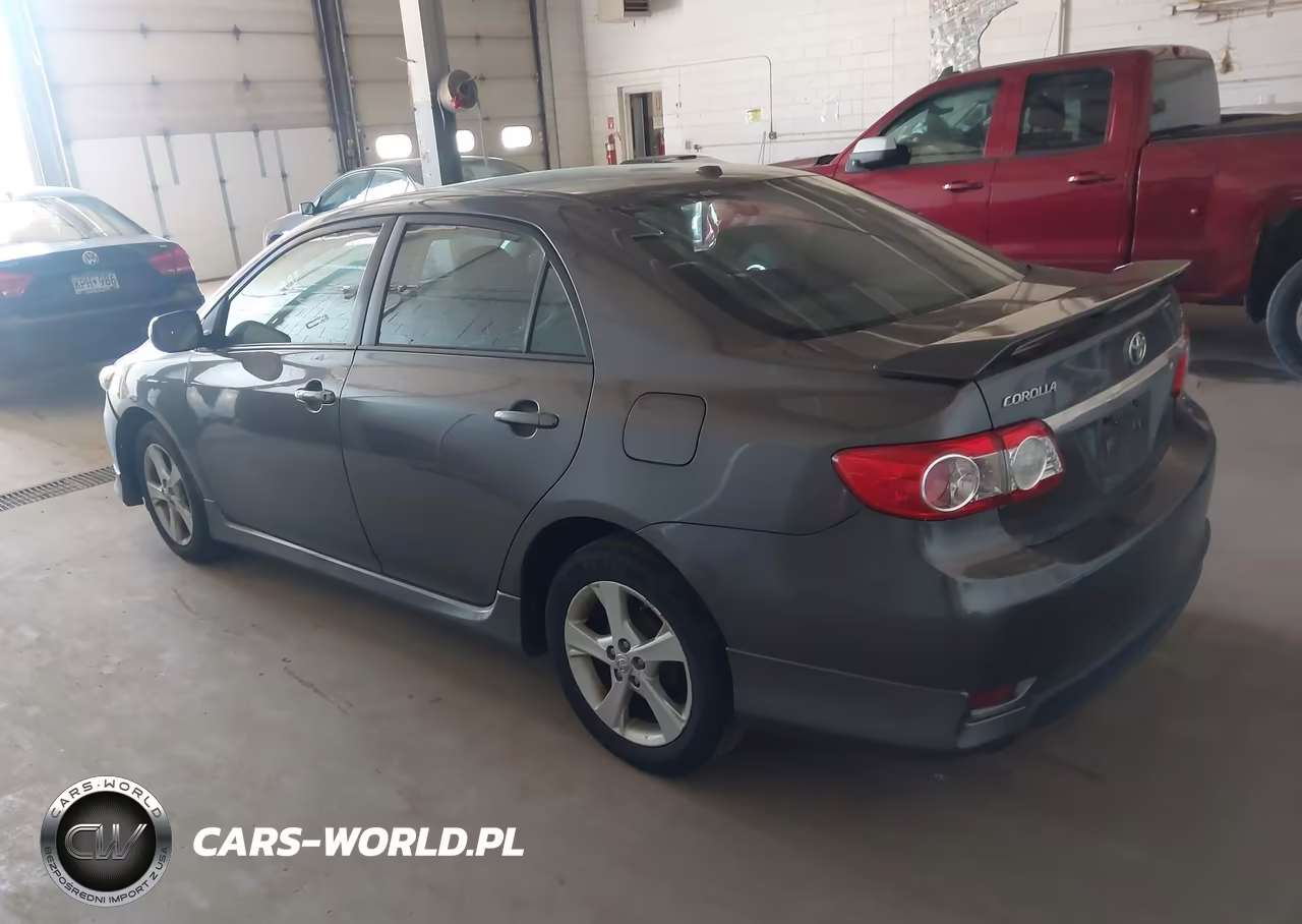 2012 Toyota Corolla S VIN:5YFBU4EE3CP015210 - 3