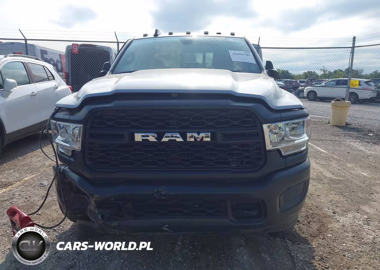 2022 Ram 3500 Tradesman 4X4 8' Box VIN:3C63RRGL4NG139937 - 14