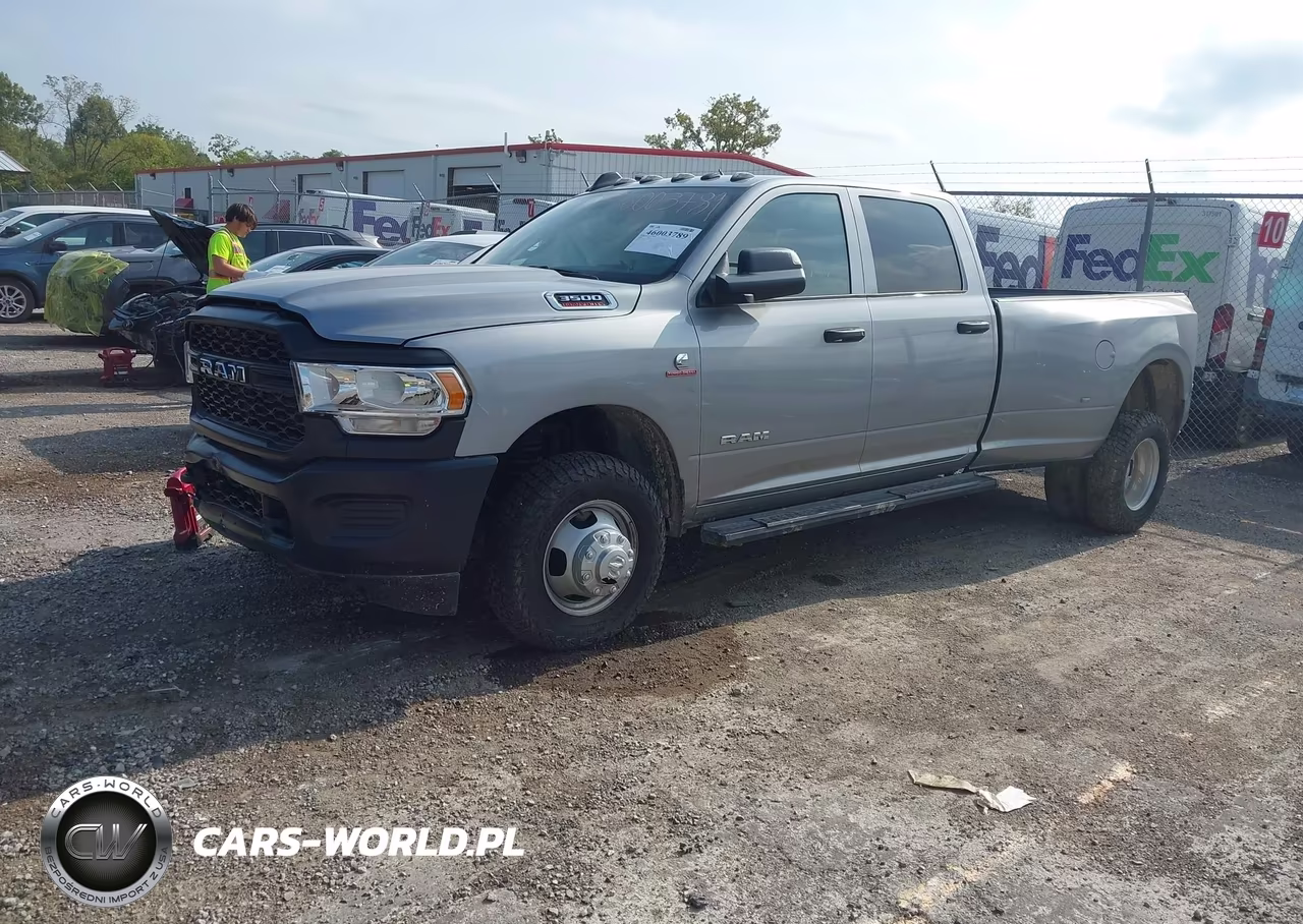 2022 Ram 3500 Tradesman 4X4 8' Box VIN:3C63RRGL4NG139937 - 2