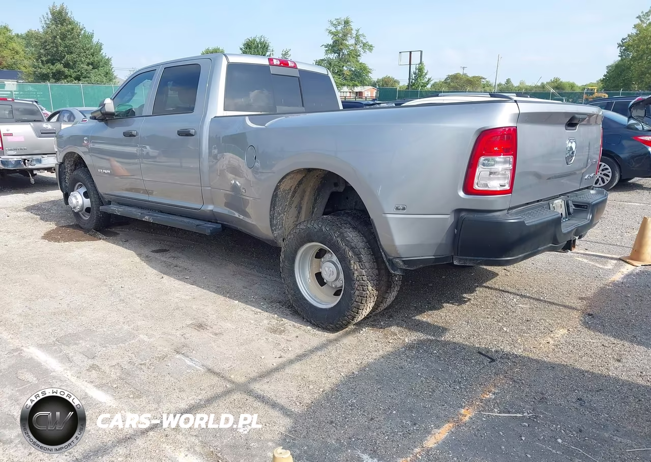 2022 Ram 3500 Tradesman 4X4 8' Box VIN:3C63RRGL4NG139937 - 3