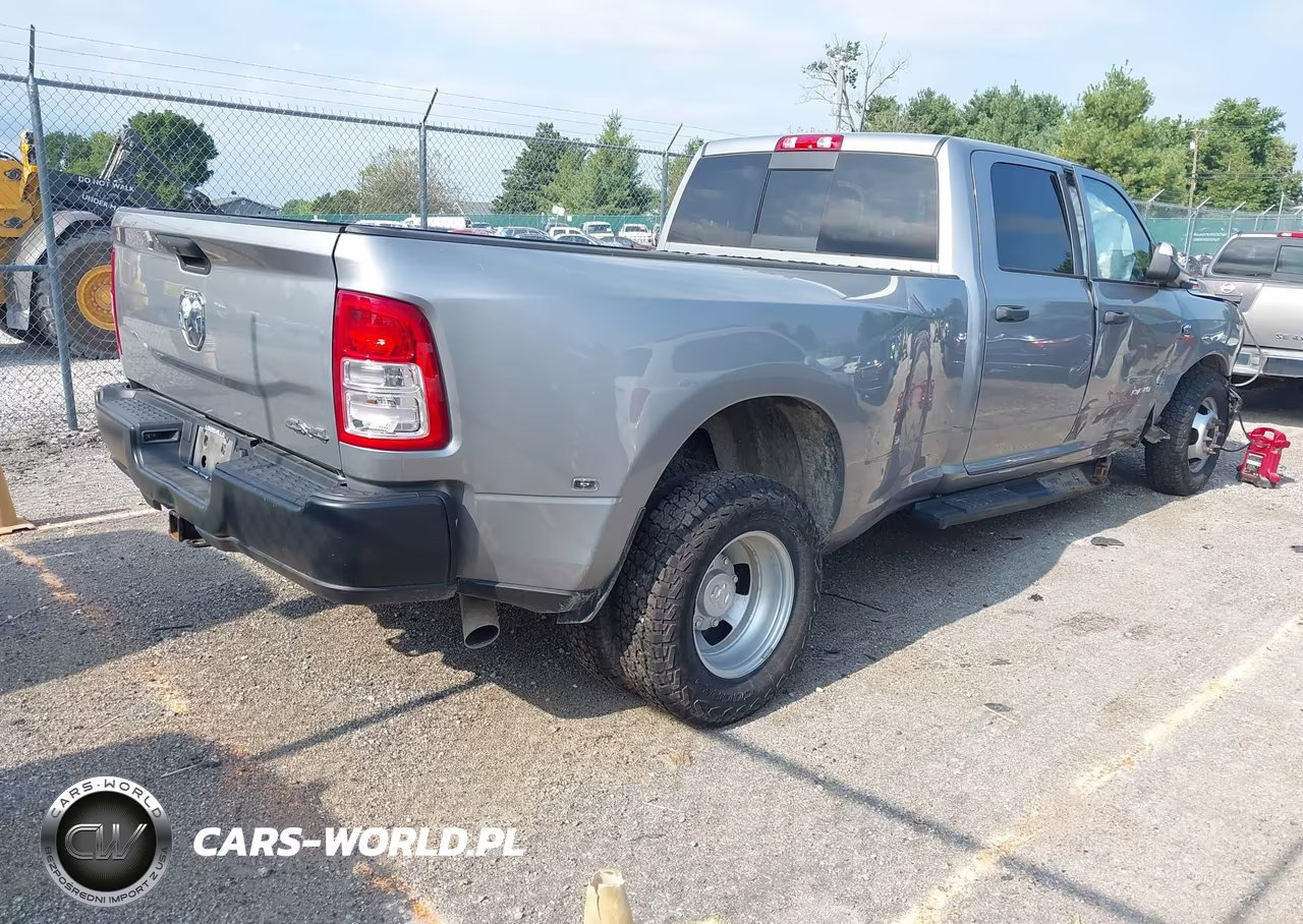 2022 Ram 3500 Tradesman 4X4 8' Box VIN:3C63RRGL4NG139937 - 4