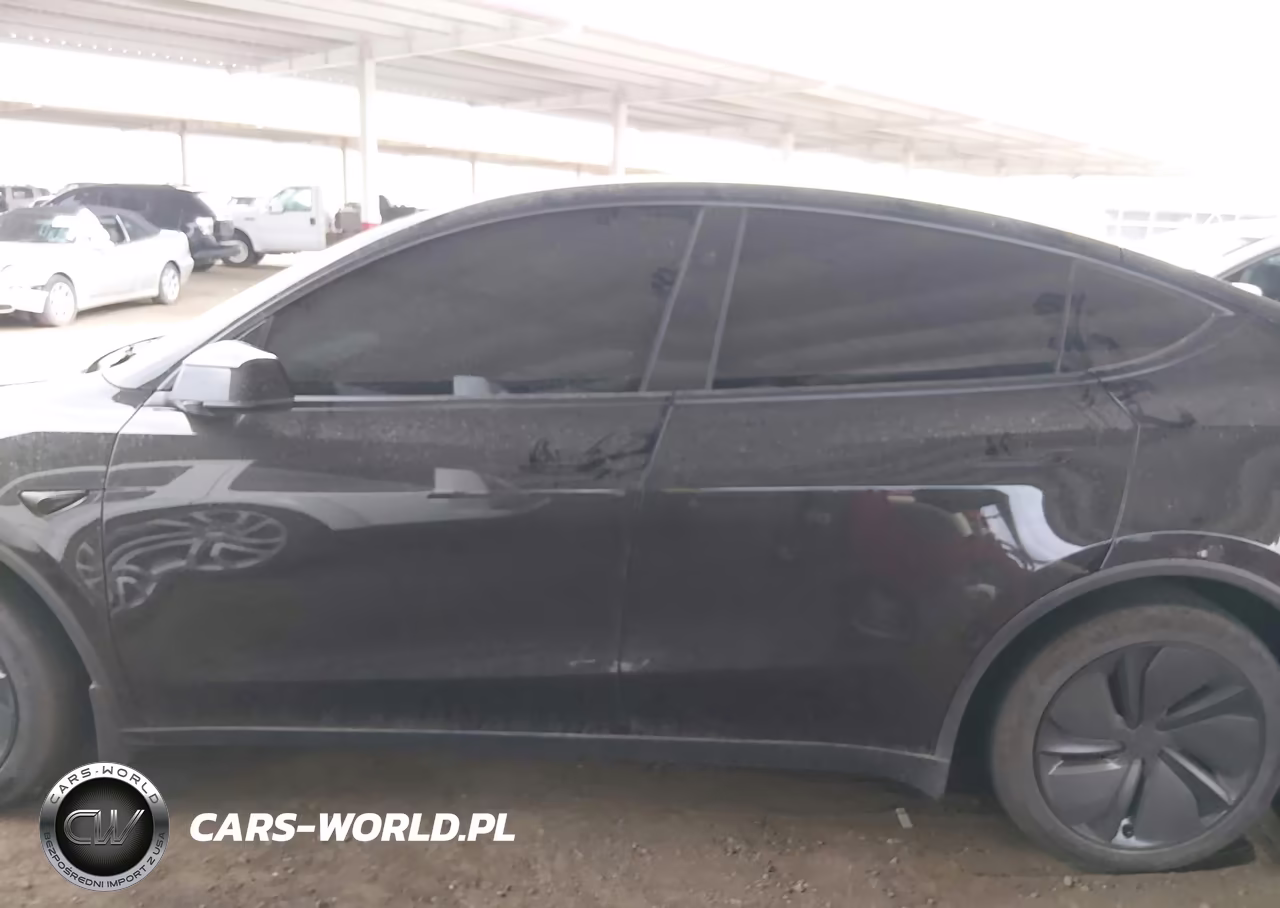 2026 Tesla Model Y VIN:7SAYGDED5TF539112 - 13