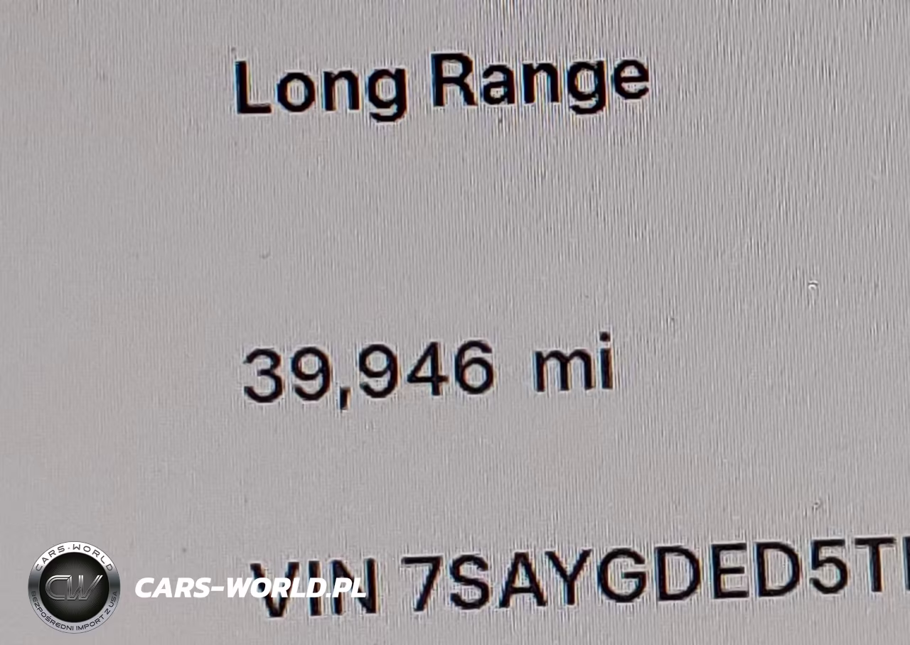 2026 Tesla Model Y VIN:7SAYGDED5TF539112 - 14