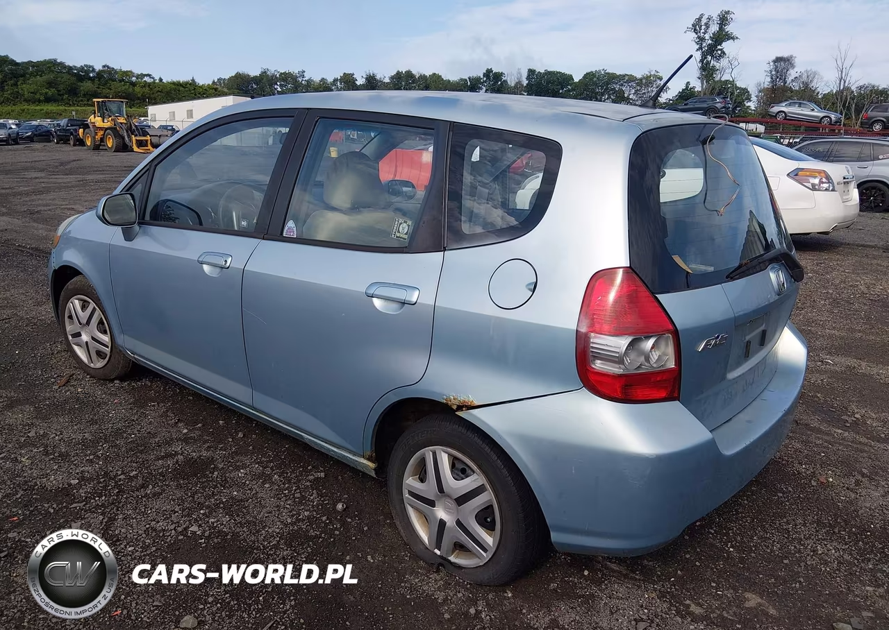 2007 Honda Fit VIN:JHMGD38497S024337 - 3