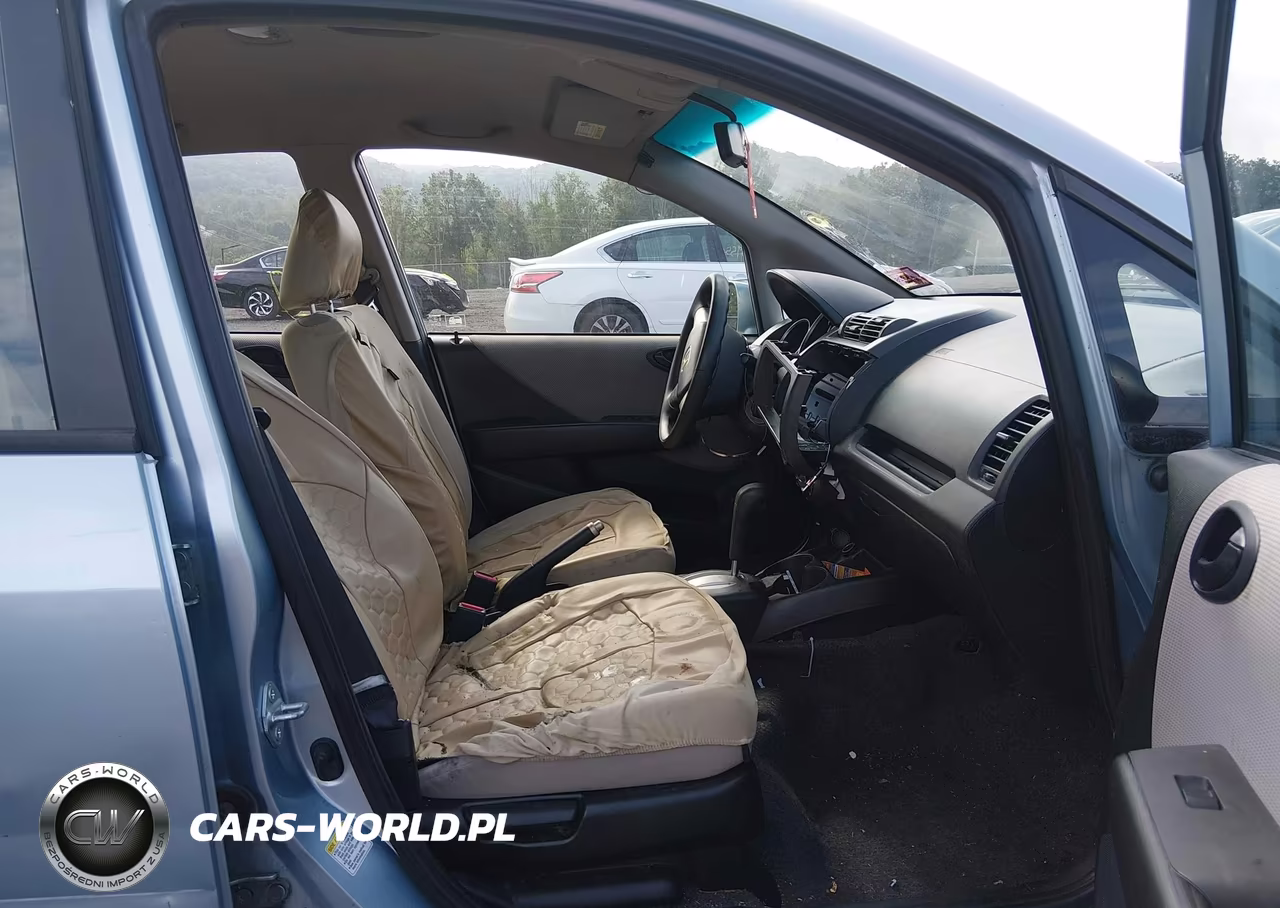 2007 Honda Fit VIN:JHMGD38497S024337 - 5