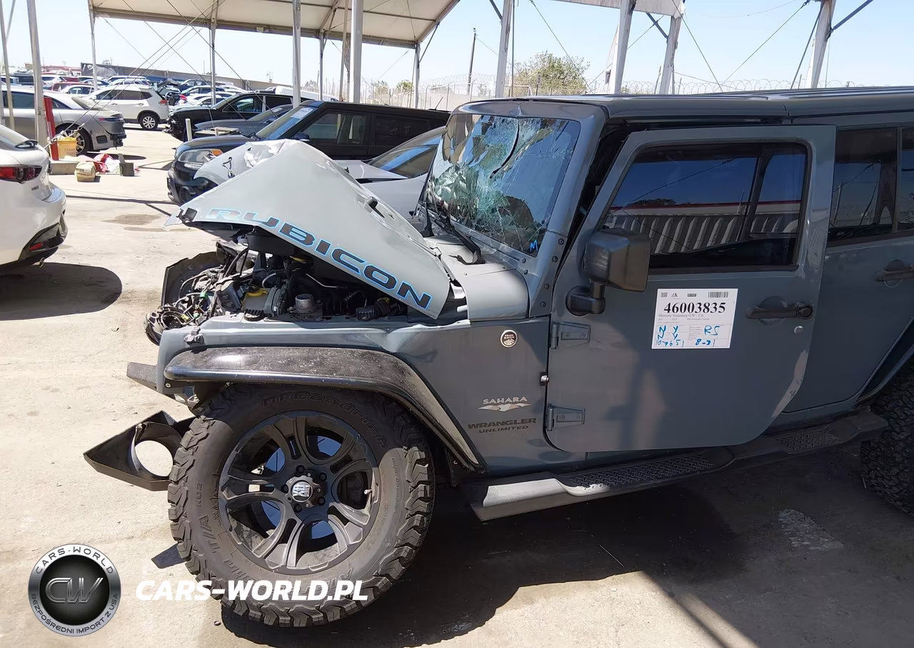 2015 Jeep Wrangler Unlimited Sahara VIN:1C4HJWEG0FL734752 - 6