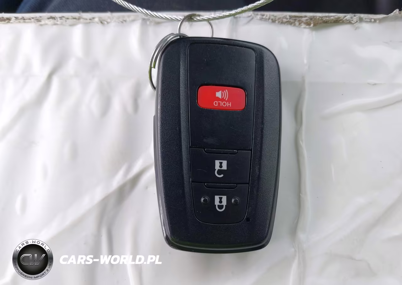 2017 Toyota Prius Three VIN:JTDKARFU8H3037943 - 11