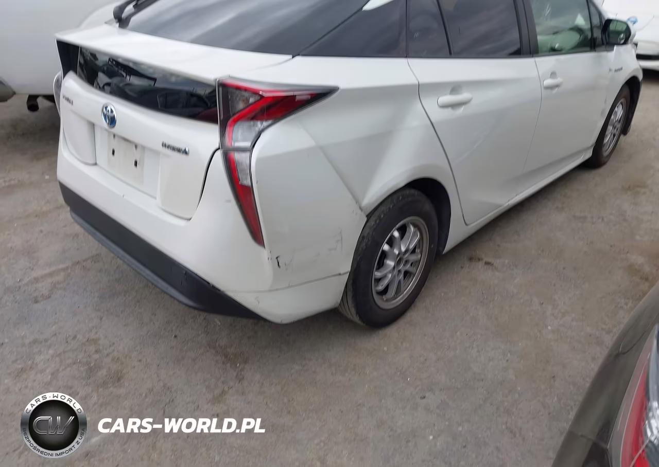 2017 Toyota Prius Three VIN:JTDKARFU8H3037943 - 4
