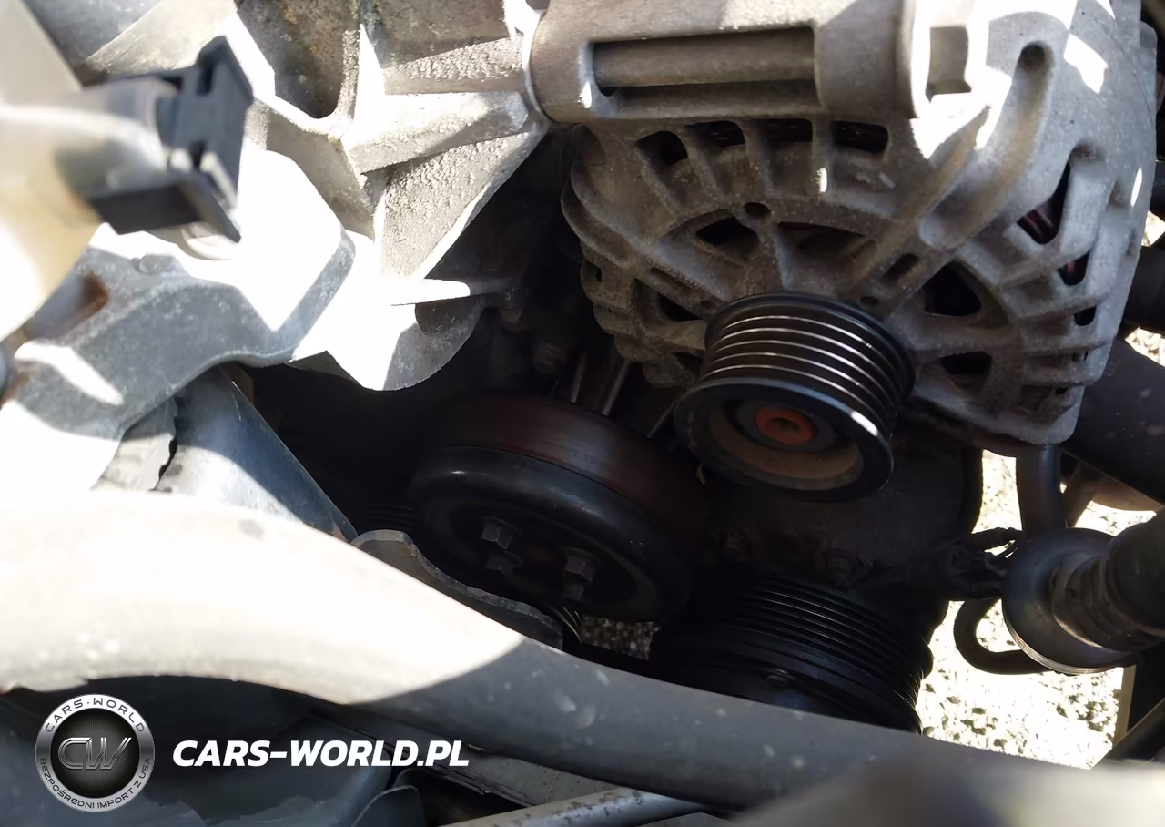 2015 Ford Fiesta Titanium VIN:3FADP4FJ9FM213206 - 13