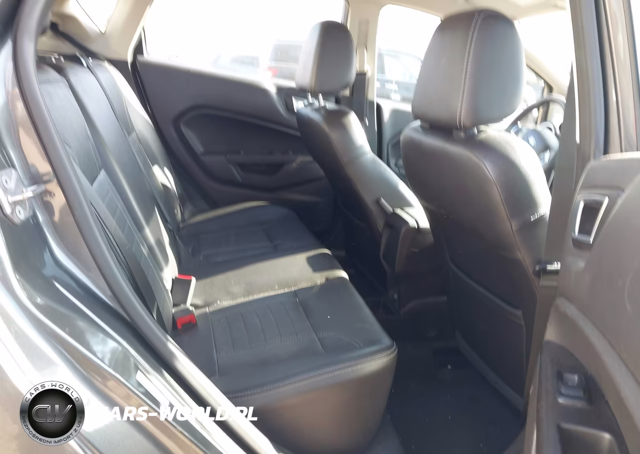 2015 Ford Fiesta Titanium VIN:3FADP4FJ9FM213206 - 8