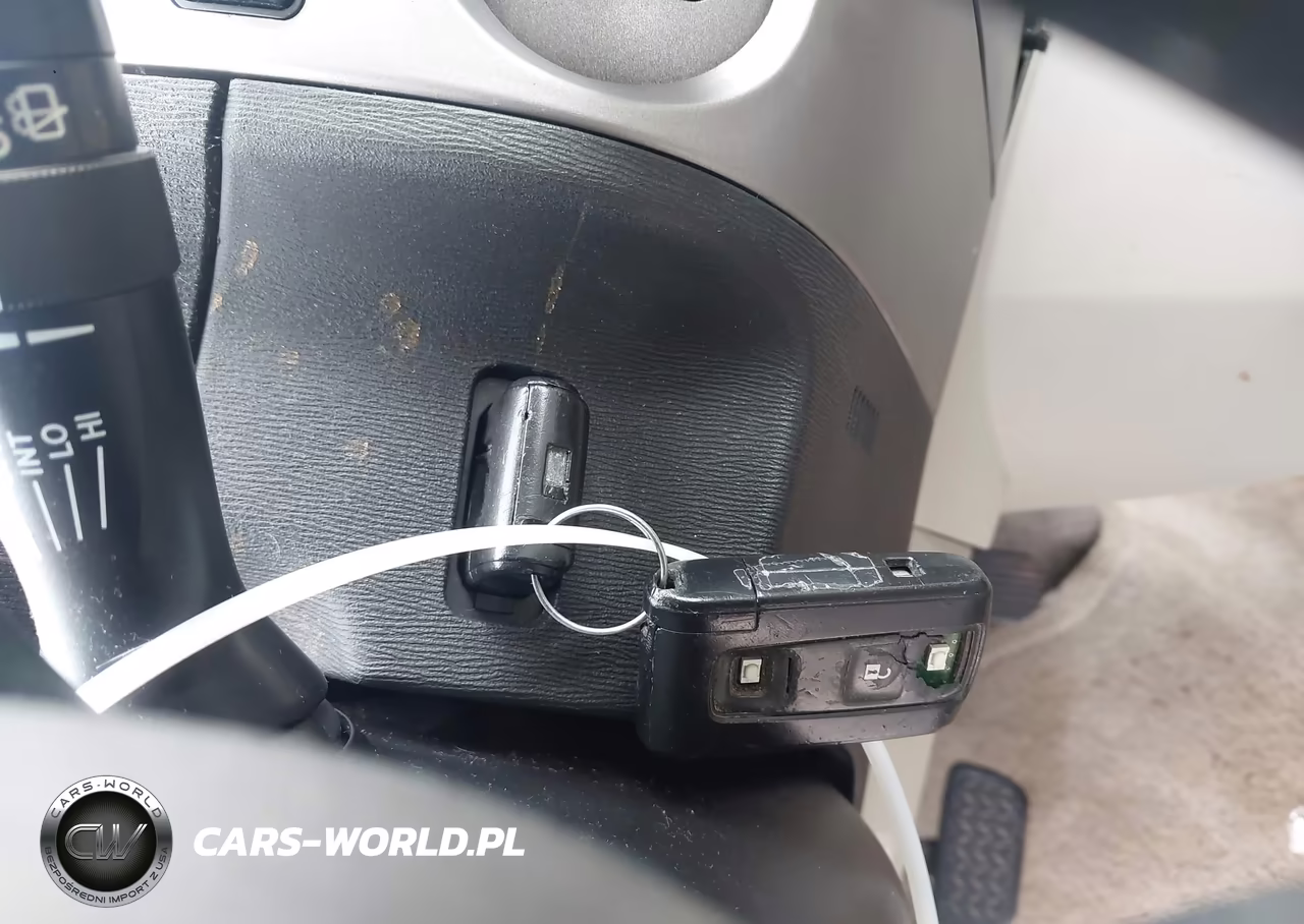 2007 Toyota Prius Touring VIN:JTDKB20U677686466 - 11