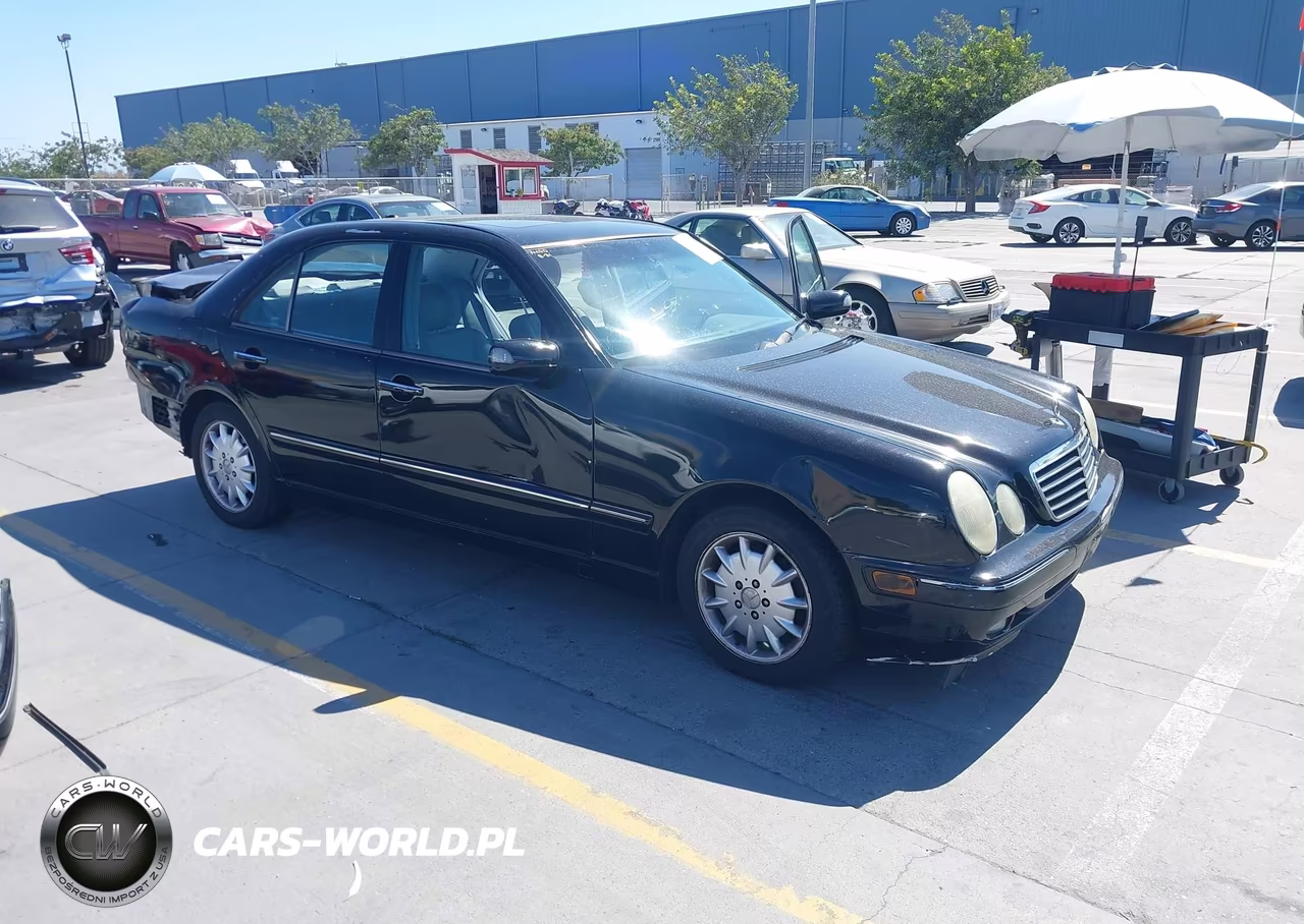 2000 Mercedes-Benz E 320