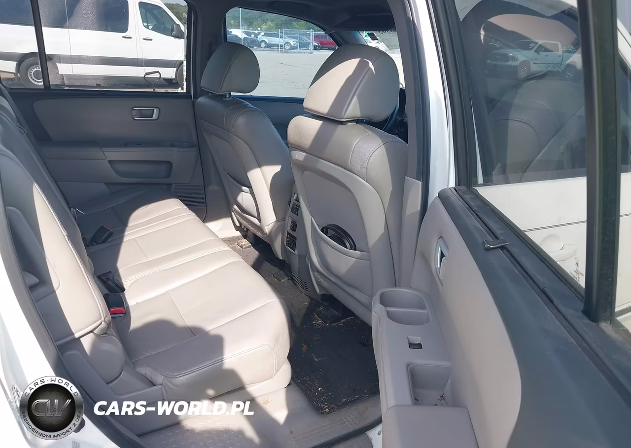 2012 Honda Pilot Touring VIN:5FNYF3H93CB007259 - 8