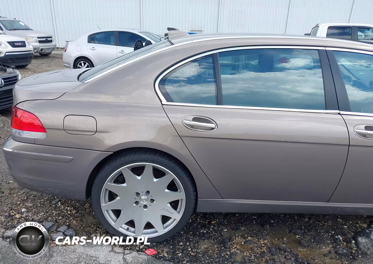 2006 BMW 750Li VIN:WBAHN83566DT39497 - 6