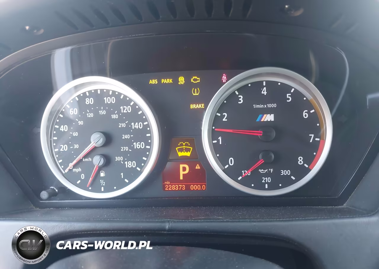 2011 BMW X6 M VIN:5YMGZ0C58BLK14304 - 7