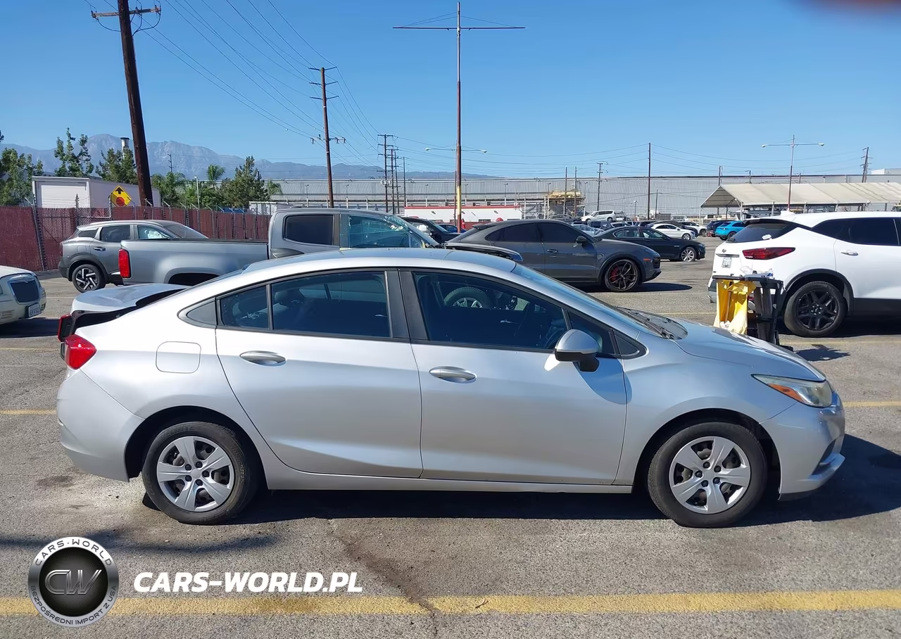 2018 Chevrolet Cruze Ls Auto VIN:1G1BC5SM0J7215926 - 13